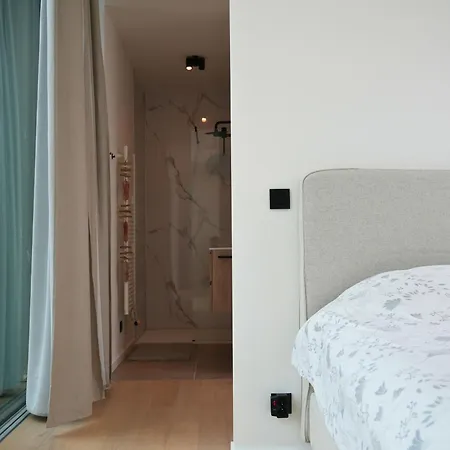 La - Penthouse Vue - Ideal Couples & Amis - 1min - 4 Terrasses - Parking Prive Gratuit - Tram 2min A Pied