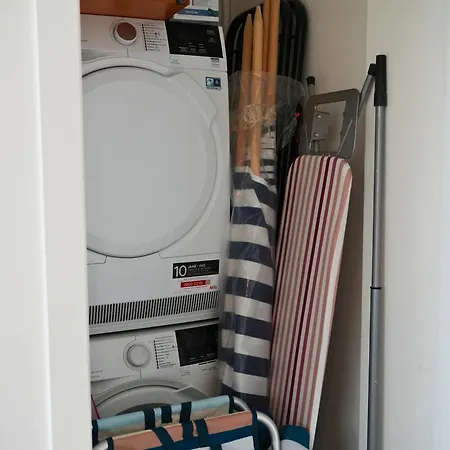 Appartement La - Penthouse Vue - Ideal Couples & Amis - 1min - 4 Terrasses - Parking Prive Gratuit - Tram 2min A Pied *