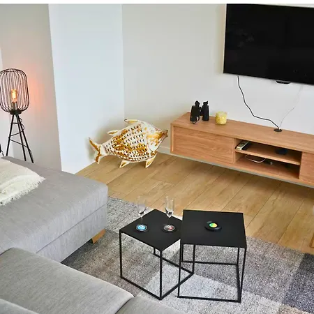 La - Penthouse Vue - Ideal Couples & Amis - 1min - 4 Terrasses - Parking Prive Gratuit - Tram 2min A Pied Appartement Koksijde
