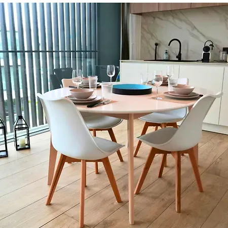 La - Penthouse Vue - Ideal Couples & Amis - 1min - 4 Terrasses - Parking Prive Gratuit - Tram 2min A Pied Appartement *